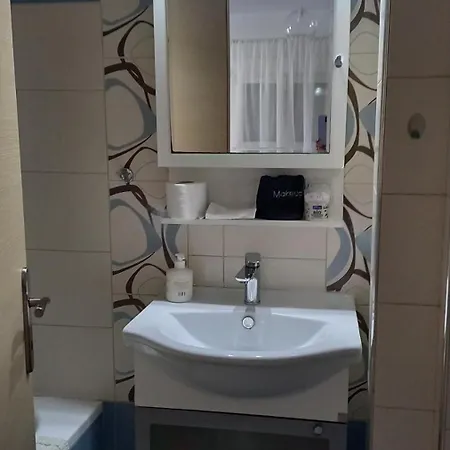 Apartman Dimis *